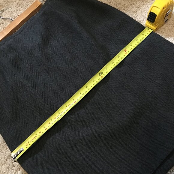 Vintage Ingenuity Made in Canada Herringbone Career Skirt - Picture 10 of 14